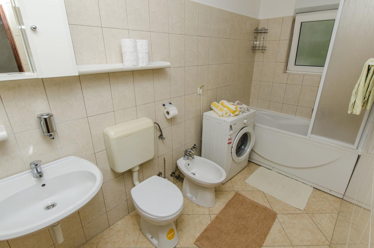 Apartment Danijela Primošten Εξωτερικό φωτογραφία